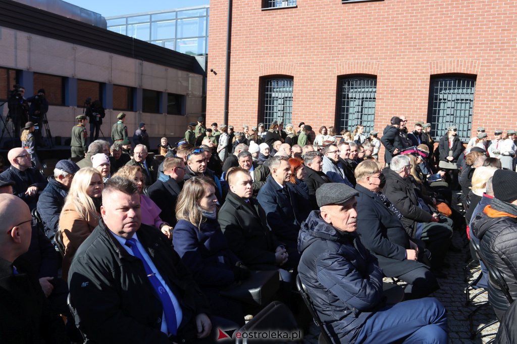 Oficjalne otwarcie Muzeum Żołnierzy Wyklętych w Ostrołęce [01.03.2022] - zdjęcie #114 - eOstroleka.pl