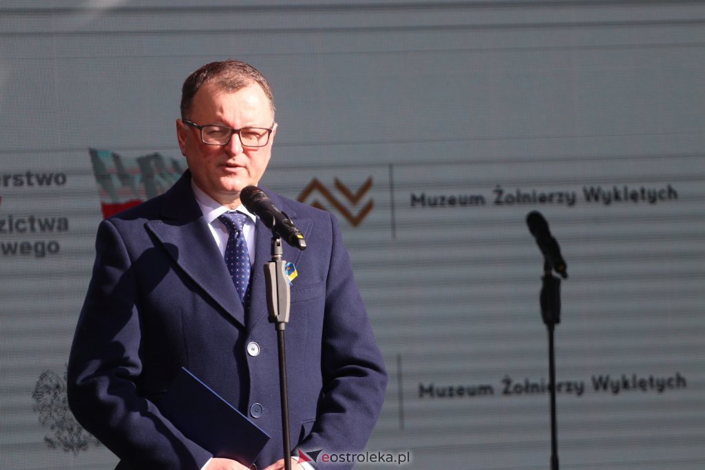 Oficjalne otwarcie Muzeum Żołnierzy Wyklętych w Ostrołęce [01.03.2022] - zdjęcie #16 - eOstroleka.pl