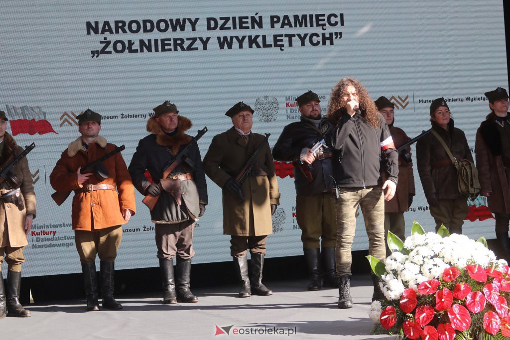 Oficjalne otwarcie Muzeum Żołnierzy Wyklętych w Ostrołęce [01.03.2022] - zdjęcie #15 - eOstroleka.pl