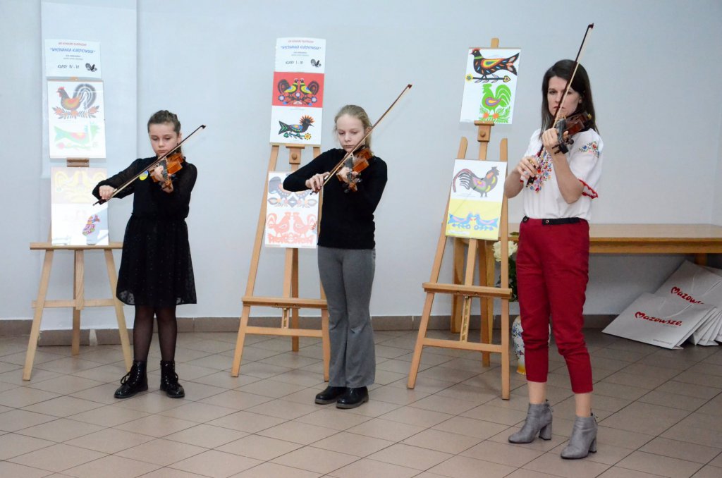„Śladami Kurpiów”. Uhonorowano artystów promujących nasz region - zdjęcie #12 - eOstroleka.pl