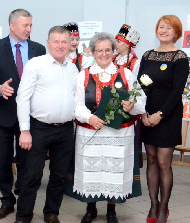 „Śladami Kurpiów”. Uhonorowano artystów promujących nasz region - zdjęcie #16 - eOstroleka.pl