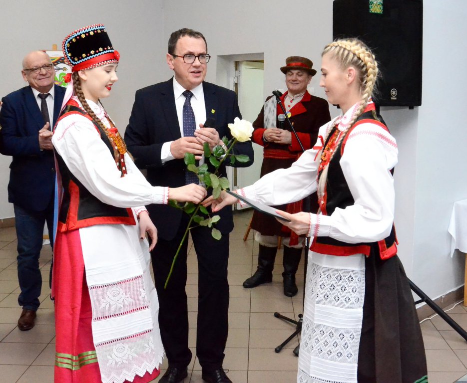 „Śladami Kurpiów”. Uhonorowano artystów promujących nasz region - zdjęcie #3 - eOstroleka.pl