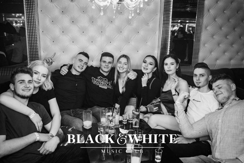 DJ Hazel w Clubie Black&White [25.02.2022] - zdjęcie #7 - eOstroleka.pl