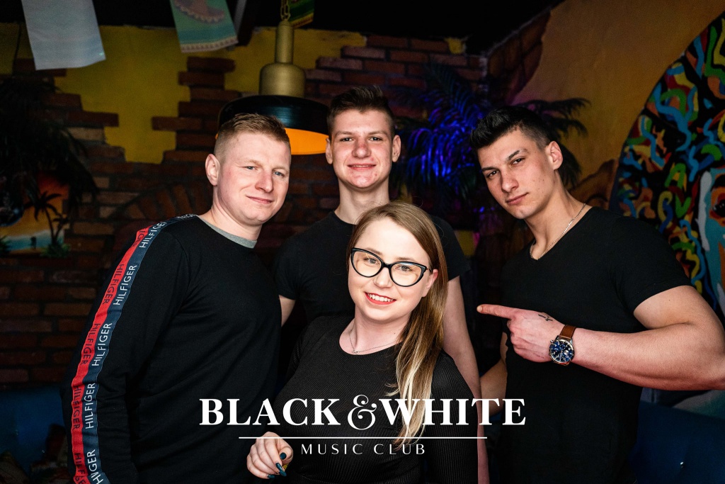 DJ Hazel w Clubie Black&White [25.02.2022] - zdjęcie #8 - eOstroleka.pl