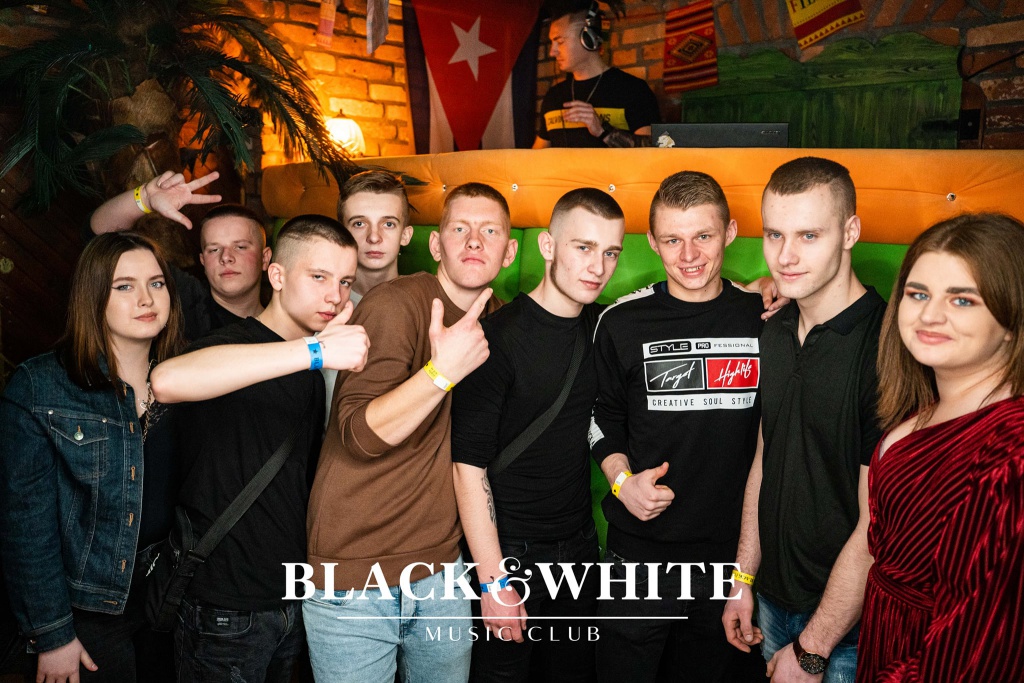 DJ Hazel w Clubie Black&White [25.02.2022] - zdjęcie #9 - eOstroleka.pl