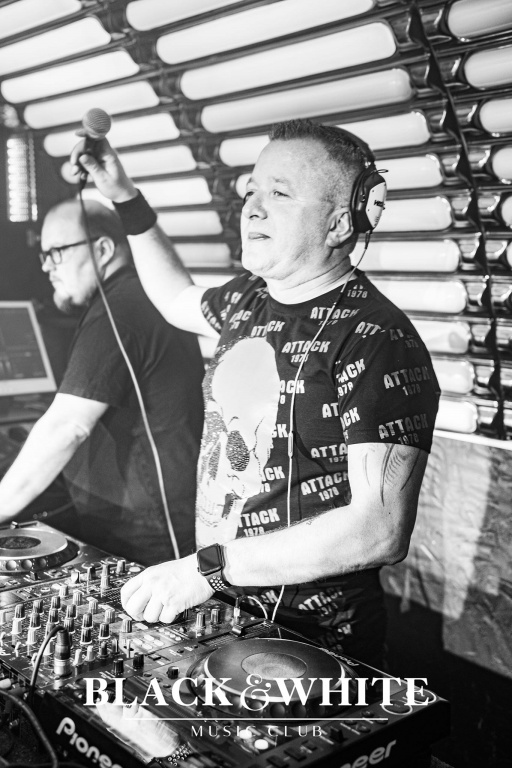 DJ Hazel w Clubie Black&White [25.02.2022] - zdjęcie #12 - eOstroleka.pl