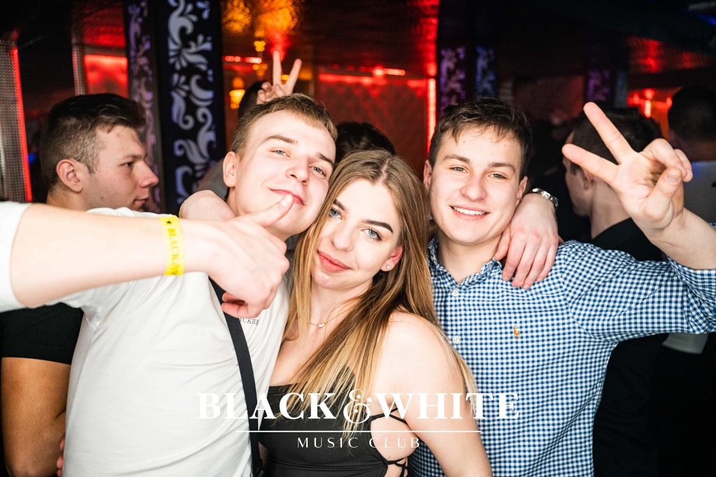 DJ Hazel w Clubie Black&White [25.02.2022] - zdjęcie #30 - eOstroleka.pl