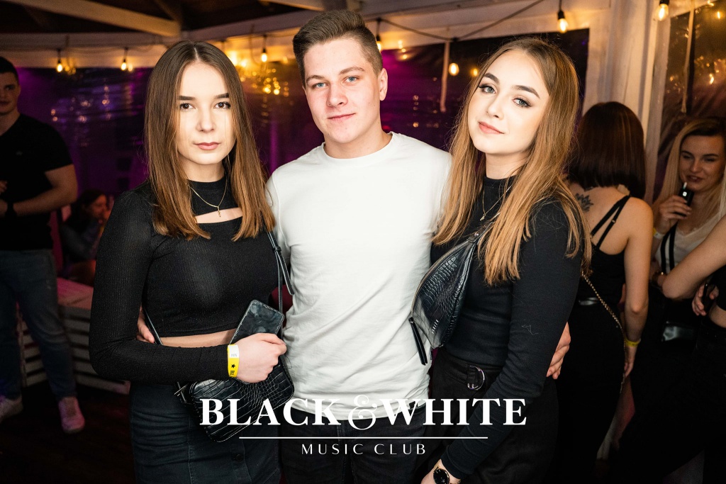 DJ Hazel w Clubie Black&White [25.02.2022] - zdjęcie #3 - eOstroleka.pl