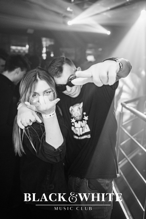 DJ Hazel w Clubie Black&White [25.02.2022] - zdjęcie #1 - eOstroleka.pl