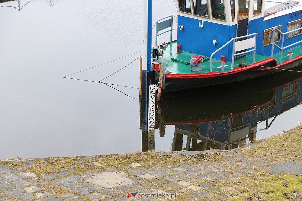 Wysoki poziom wody na Narwi w Ostrołęce [04.03.2022] - zdjęcie #28 - eOstroleka.pl