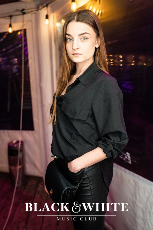 Mandaryna w Ostrołęce. Koncert zorganizował Club Black&White [26.02.2022] - zdjęcie #2 - eOstroleka.pl