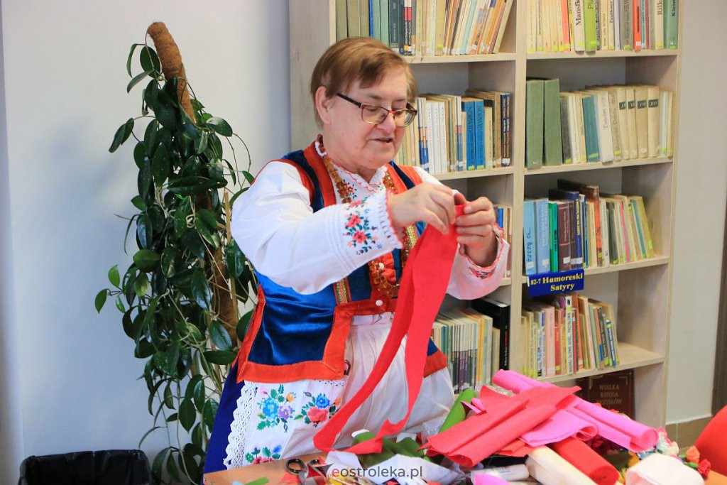Warsztaty palmy wielkanocnej w Rzekuniu [05.03.2022] - zdjęcie #24 - eOstroleka.pl