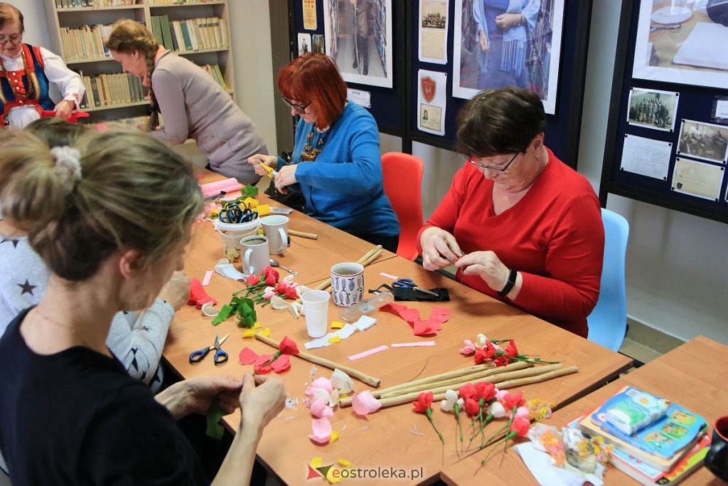 Warsztaty palmy wielkanocnej w Rzekuniu [05.03.2022] - zdjęcie #18 - eOstroleka.pl