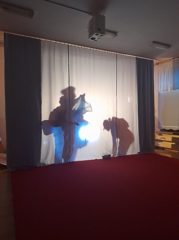 Teatr cieni z ekologicznym przesłaniem w Krainie Misiów [07.03.2022] - zdjęcie #8 - eOstroleka.pl