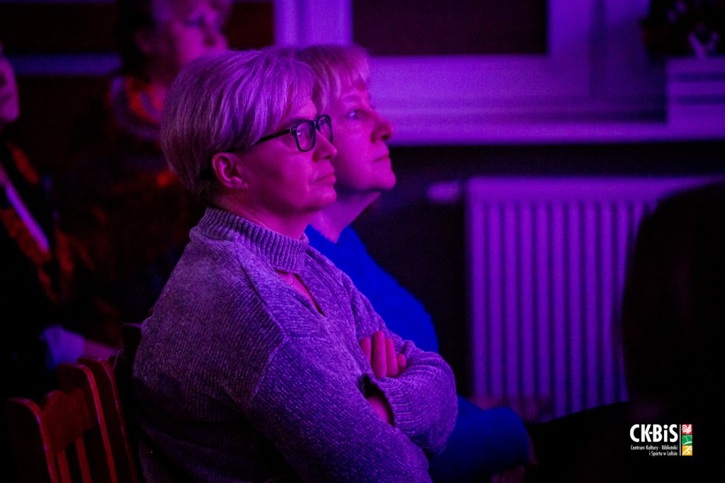 Dzień Kobiet w Lelisie. Był koncert i ciekawa wystawa [05.03.2022] - zdjęcie #12 - eOstroleka.pl