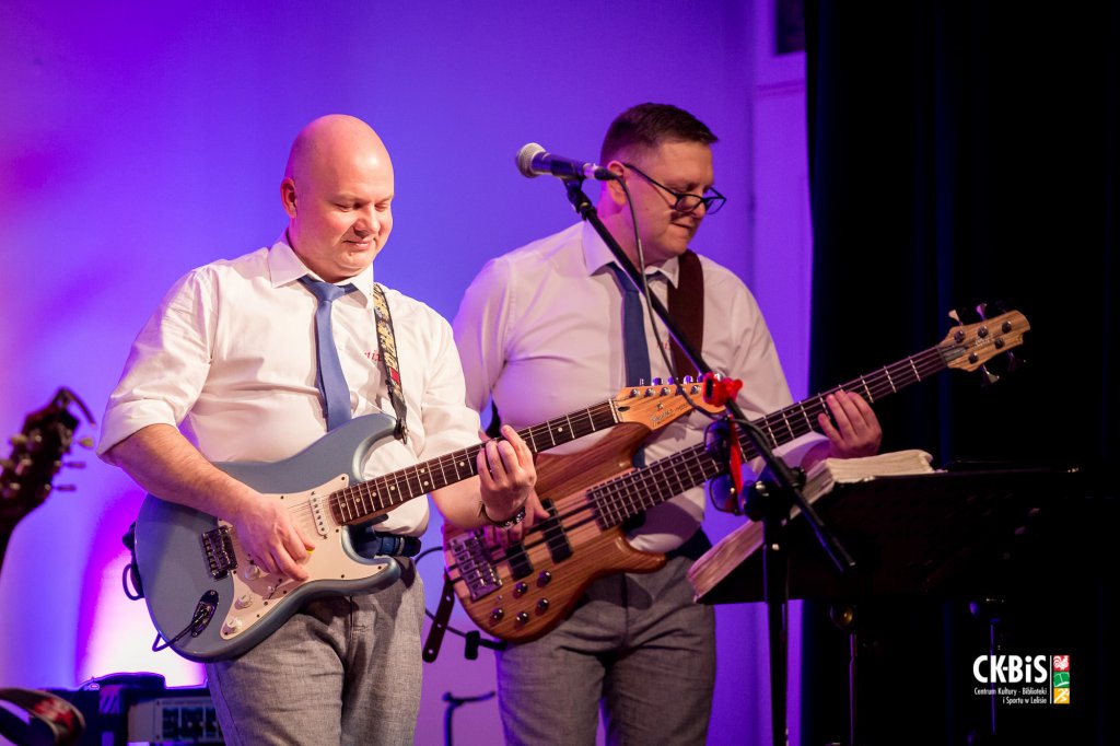 Dzień Kobiet w Lelisie. Był koncert i ciekawa wystawa [05.03.2022] - zdjęcie #2 - eOstroleka.pl