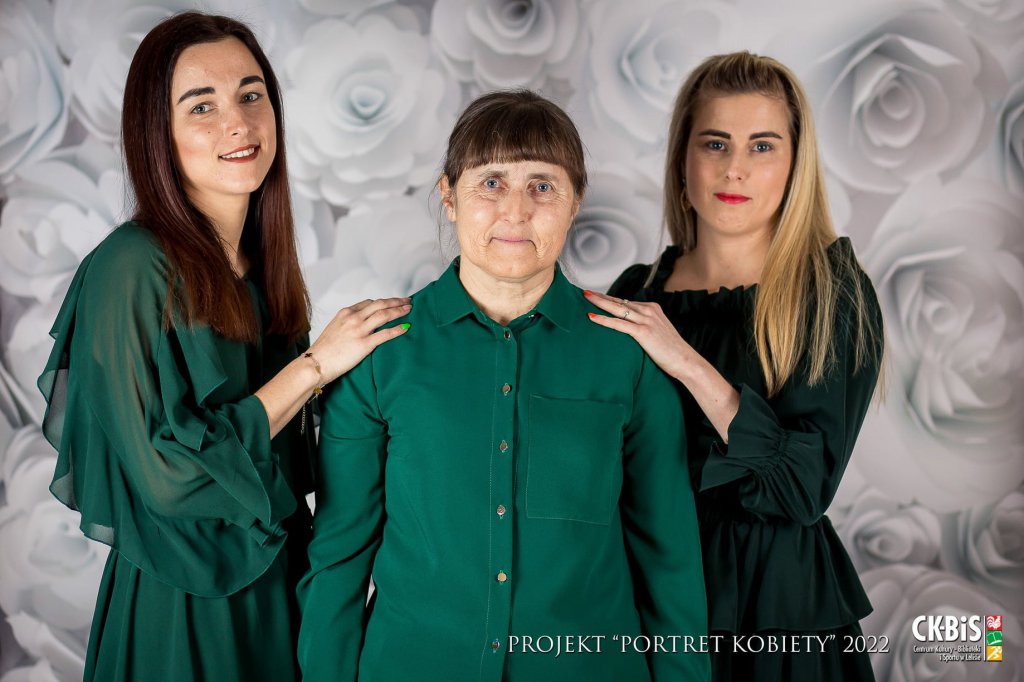 „Pokoleniowy Portret Kobiety 2022” – podsumowanie akcji [8.03.2022] - zdjęcie #6 - eOstroleka.pl
