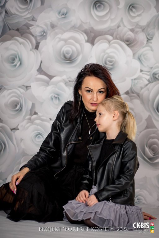 „Pokoleniowy Portret Kobiety 2022” – podsumowanie akcji [8.03.2022] - zdjęcie #7 - eOstroleka.pl