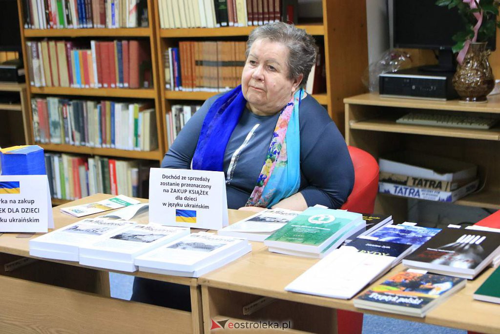 O „Kobietach z Puszczy” w ostrołęckiej bibliotece [08.03.2022] - zdjęcie #15 - eOstroleka.pl
