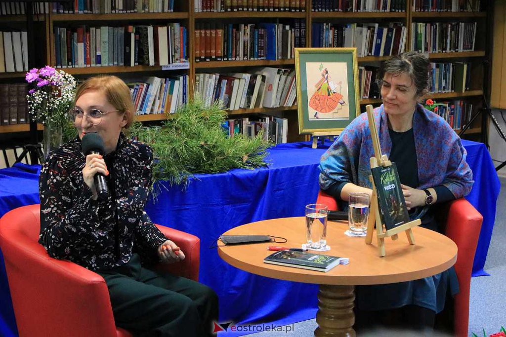 O „Kobietach z Puszczy” w ostrołęckiej bibliotece [08.03.2022] - zdjęcie #30 - eOstroleka.pl