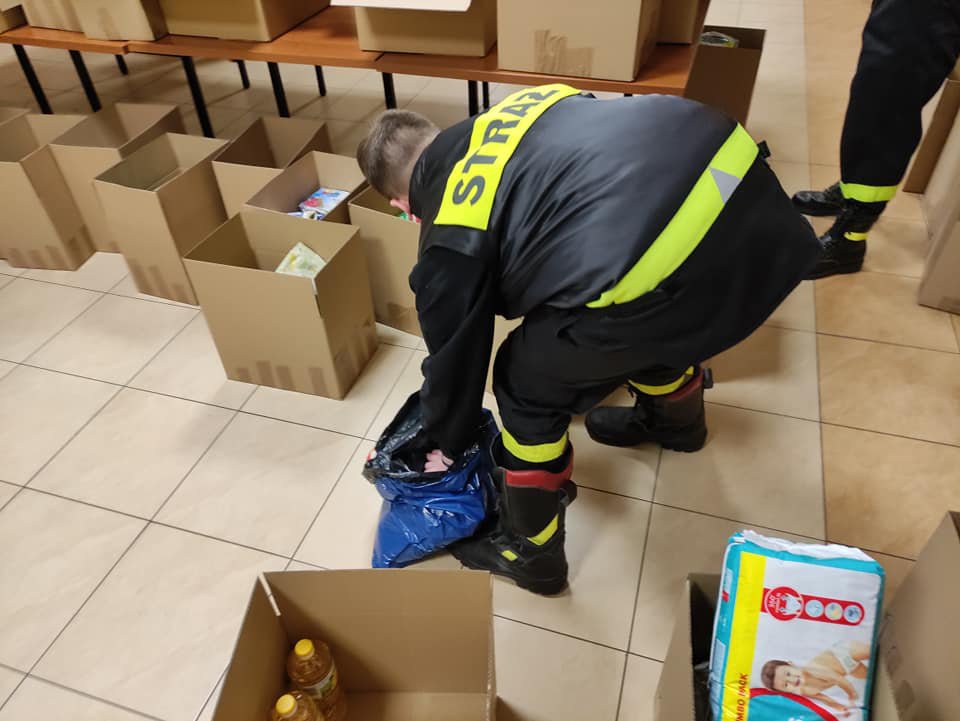 Rzekuń solidnie wspiera uchodźców z Ukrainy [10.03.2022] - zdjęcie #46 - eOstroleka.pl