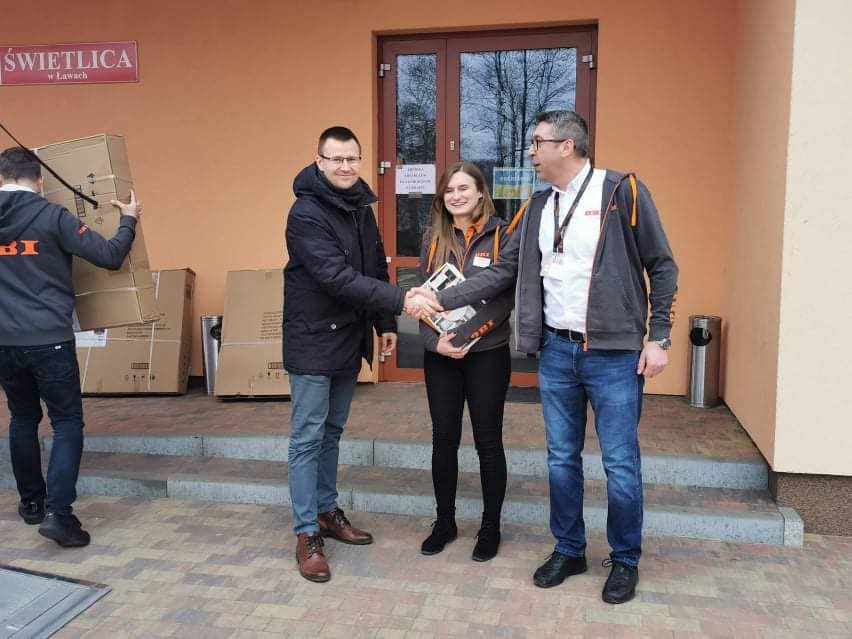 Rzekuń solidnie wspiera uchodźców z Ukrainy [10.03.2022] - zdjęcie #15 - eOstroleka.pl