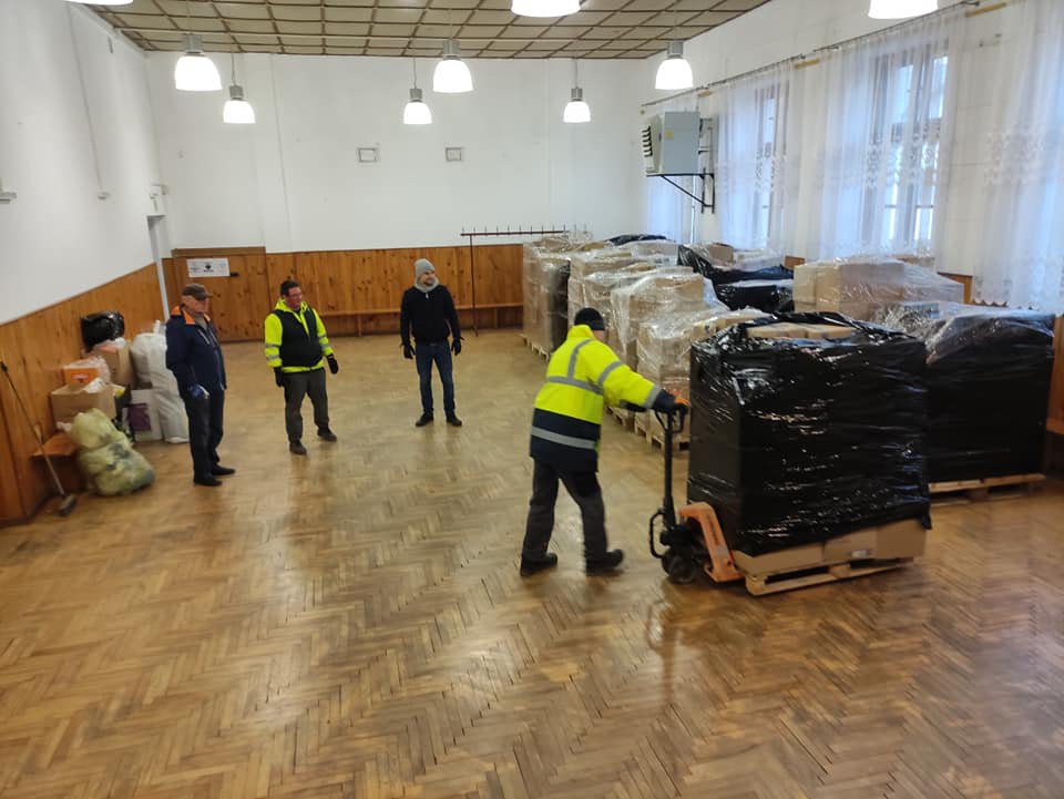 Rzekuń solidnie wspiera uchodźców z Ukrainy [10.03.2022] - zdjęcie #11 - eOstroleka.pl