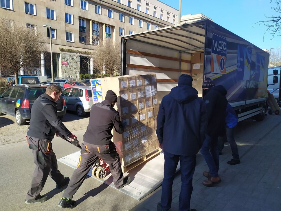Dary z Mazowsza dla Ukrainy [10.03.2022] - zdjęcie #3 - eOstroleka.pl
