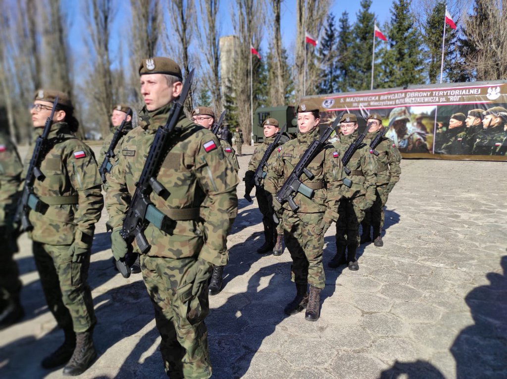 Złożyli przysięgę wojskową, gotowi stanąć w obronie Ojczyzny - zdjęcie #6 - eOstroleka.pl