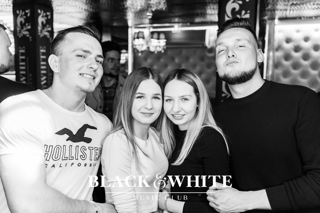 Rzucam worki w tłum. Tematyczne party w Clubie Black&White [12.03.2022] - zdjęcie #39 - eOstroleka.pl