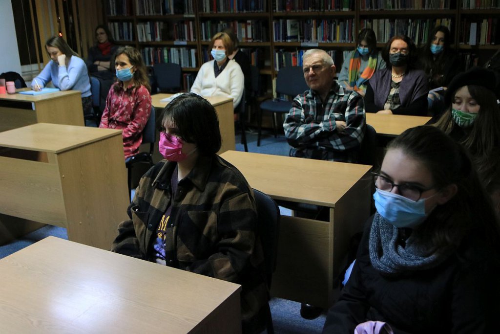 Wiesław Rzońca i Karol Samsel w ostrołęckiej bibliotece. Romantyzm i jego rewizje [18.03.2022] - zdjęcie #15 - eOstroleka.pl