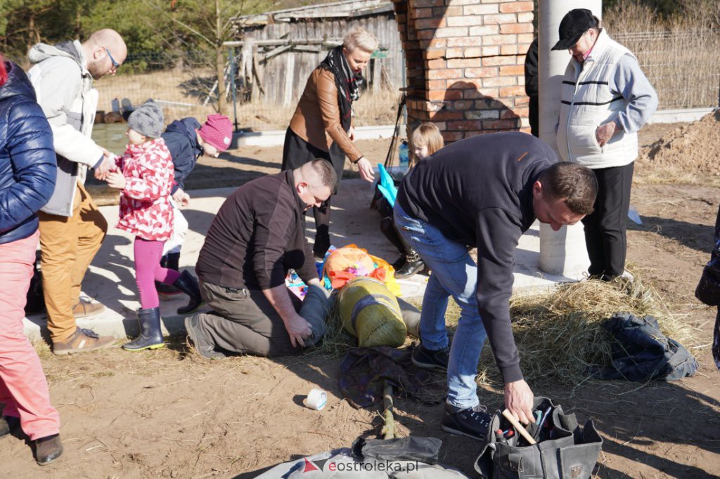 Topienie Marzanny w miejscowości Szkwa [19.03.2022] - zdjęcie #2 - eOstroleka.pl