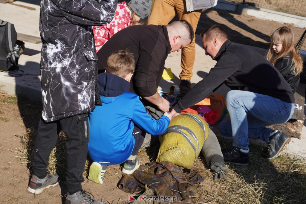 Topienie Marzanny w miejscowości Szkwa [19.03.2022] - zdjęcie #5 - eOstroleka.pl