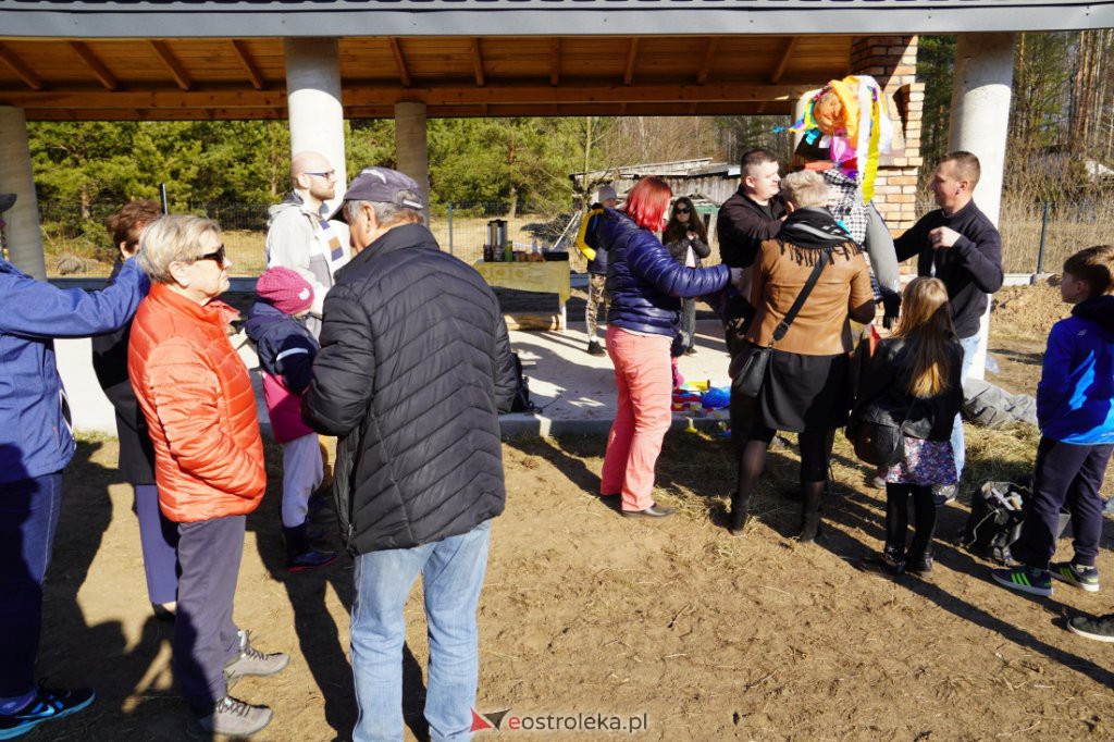 Topienie Marzanny w miejscowości Szkwa [19.03.2022] - zdjęcie #57 - eOstroleka.pl