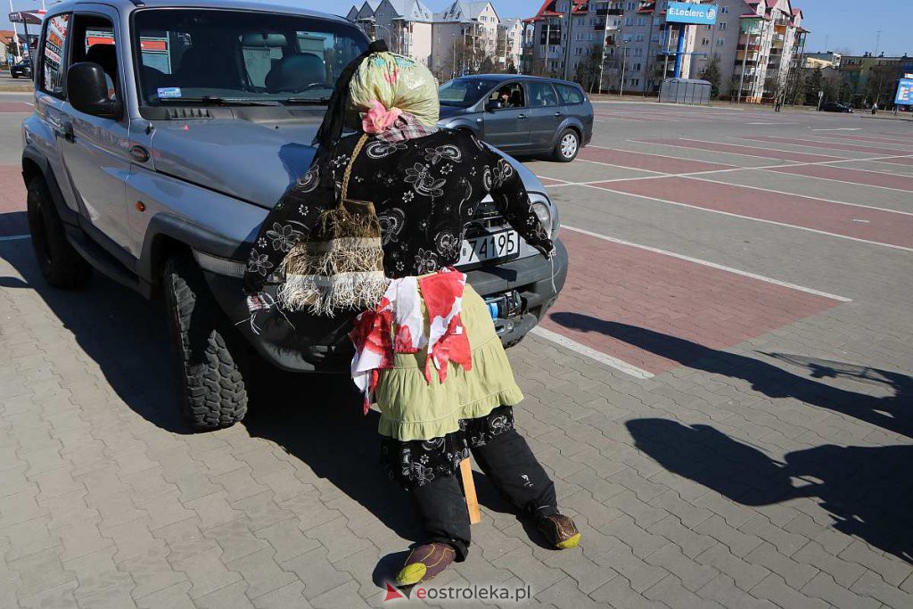 Topienie Marzanny w Ostrołęce [20.03.2022] - zdjęcie #92 - eOstroleka.pl