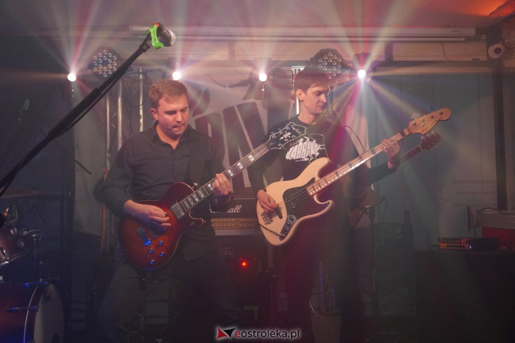 Koncert dla Ukrainy. W Łubudu zagrały Karrakan i Madma [20.03.2022] - zdjęcie #30 - eOstroleka.pl