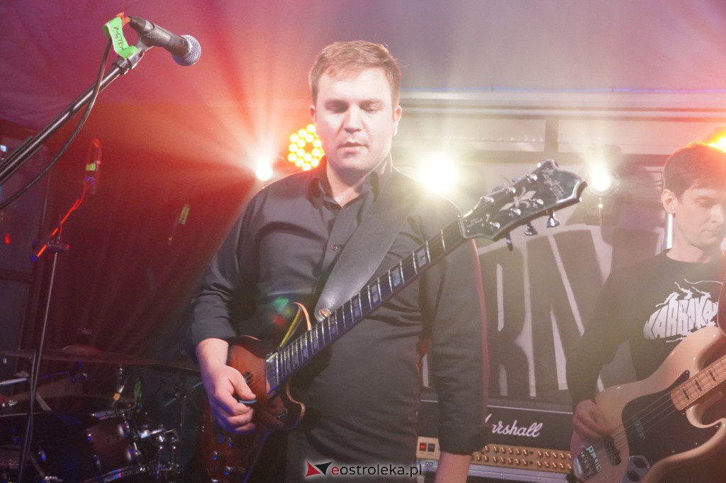 Koncert dla Ukrainy. W Łubudu zagrały Karrakan i Madma [20.03.2022] - zdjęcie #21 - eOstroleka.pl