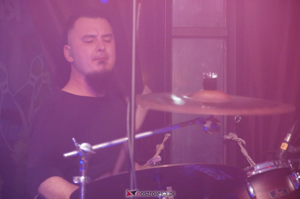 Koncert dla Ukrainy. W Łubudu zagrały Karrakan i Madma [20.03.2022] - zdjęcie #14 - eOstroleka.pl