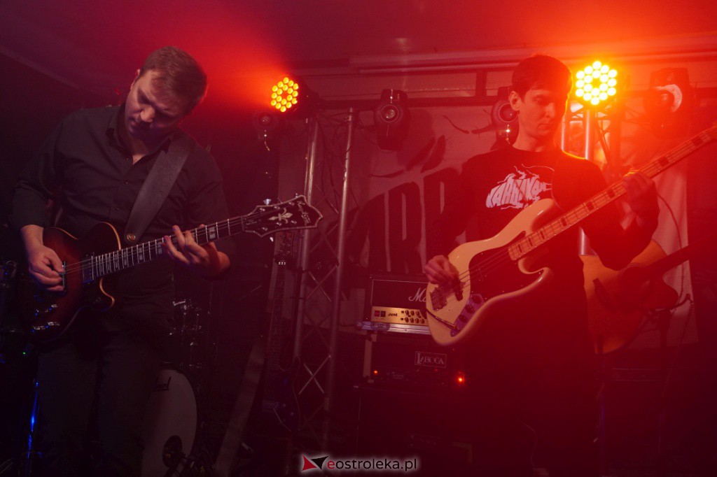 Koncert dla Ukrainy. W Łubudu zagrały Karrakan i Madma [20.03.2022] - zdjęcie #12 - eOstroleka.pl