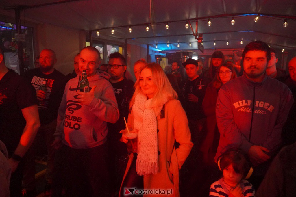 Koncert dla Ukrainy. W Łubudu zagrały Karrakan i Madma [20.03.2022] - zdjęcie #6 - eOstroleka.pl