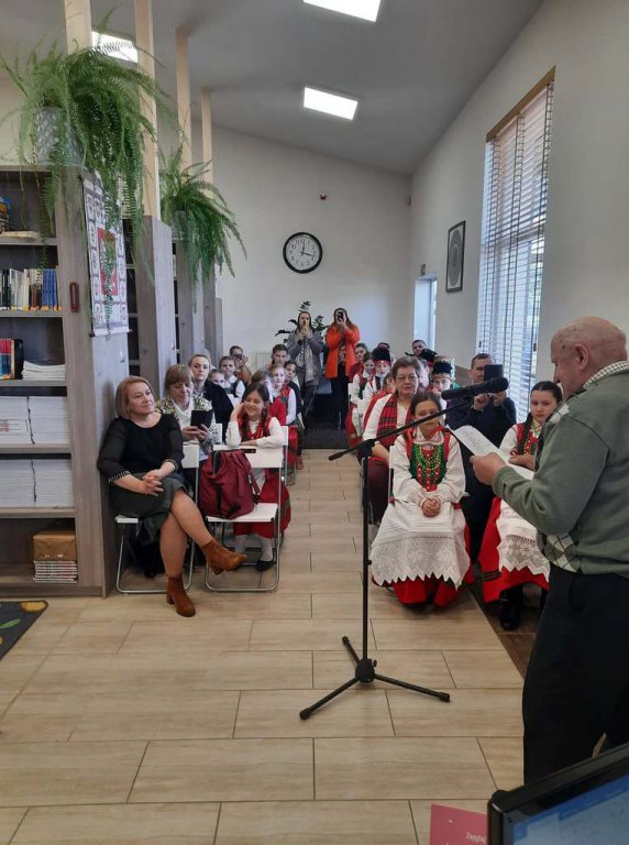XI Konkurs Gadki Kurpiowskiej „Moziem o Kurpsiach po kurpsiosku” - zdjęcie #1 - eOstroleka.pl