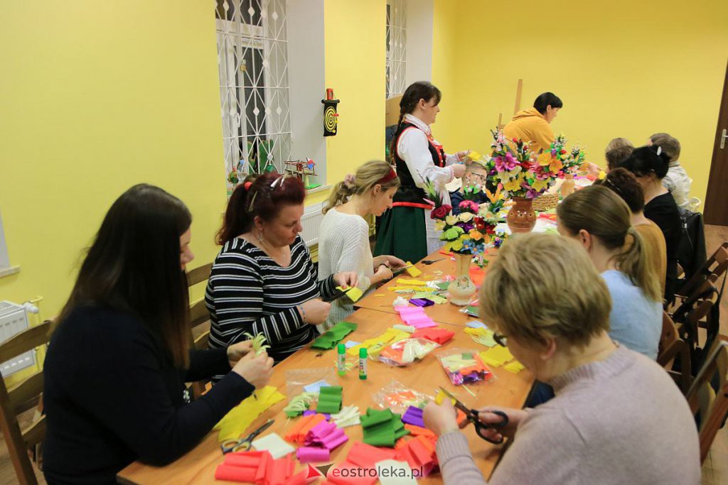 „Porozmawiajmy przy herbacie”. Twórcze spotkanie z wielkanocnym motywem [22.03.2022] - zdjęcie #29 - eOstroleka.pl