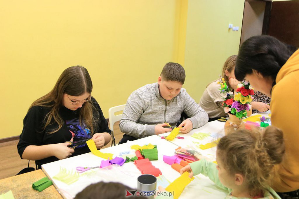 „Porozmawiajmy przy herbacie”. Twórcze spotkanie z wielkanocnym motywem [22.03.2022] - zdjęcie #19 - eOstroleka.pl