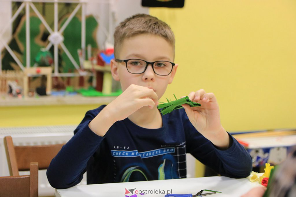 „Porozmawiajmy przy herbacie”. Twórcze spotkanie z wielkanocnym motywem [22.03.2022] - zdjęcie #6 - eOstroleka.pl