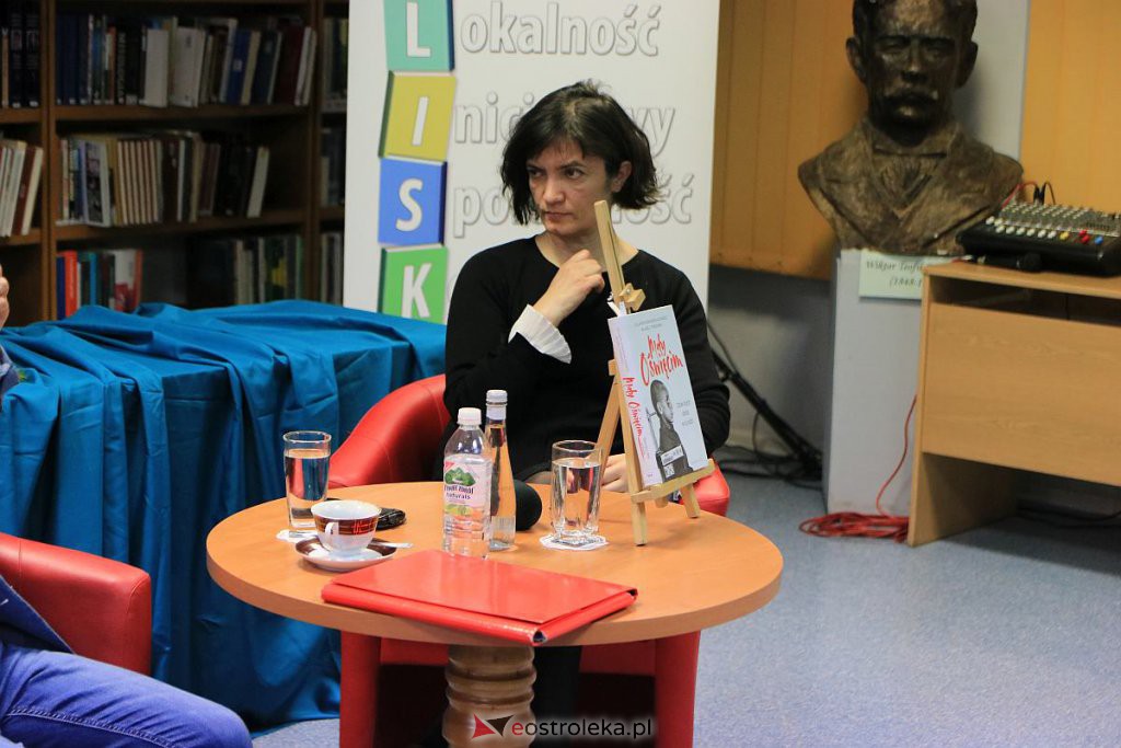 „Mały Oświęcim. Dziecięcy obóz w Łodzi” – spotkanie z autorem książki w ostrołęckiej bibliotece [22.03.2022] - zdjęcie #16 - eOstroleka.pl