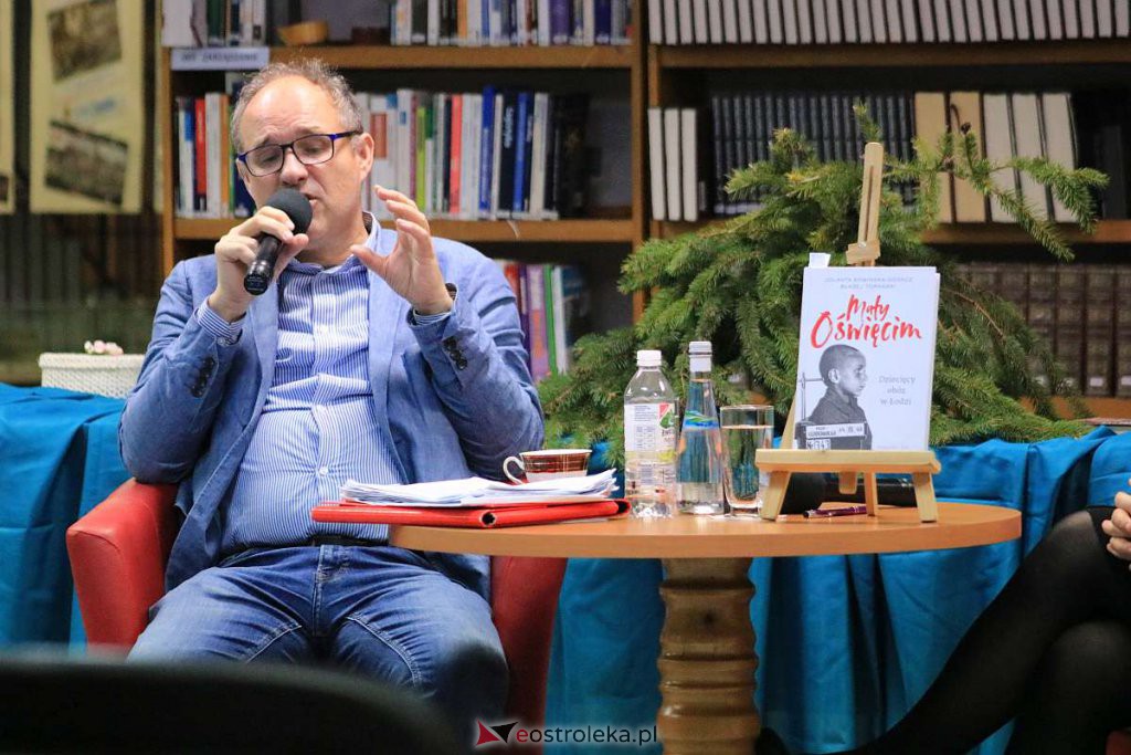 „Mały Oświęcim. Dziecięcy obóz w Łodzi” – spotkanie z autorem książki w ostrołęckiej bibliotece [22.03.2022] - zdjęcie #4 - eOstroleka.pl