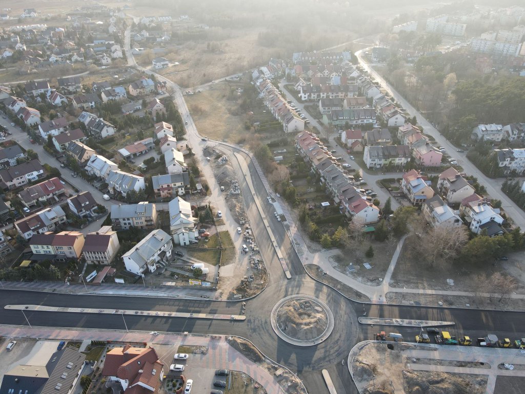 Na Goworowskiej kładą asfalt [25.03.2022] - zdjęcie #5 - eOstroleka.pl