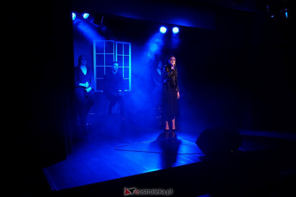 Tak Mi się nie chce... Pożegnalny koncert maturzystów Studia Piosenki - zdjęcie #6 - eOstroleka.pl
