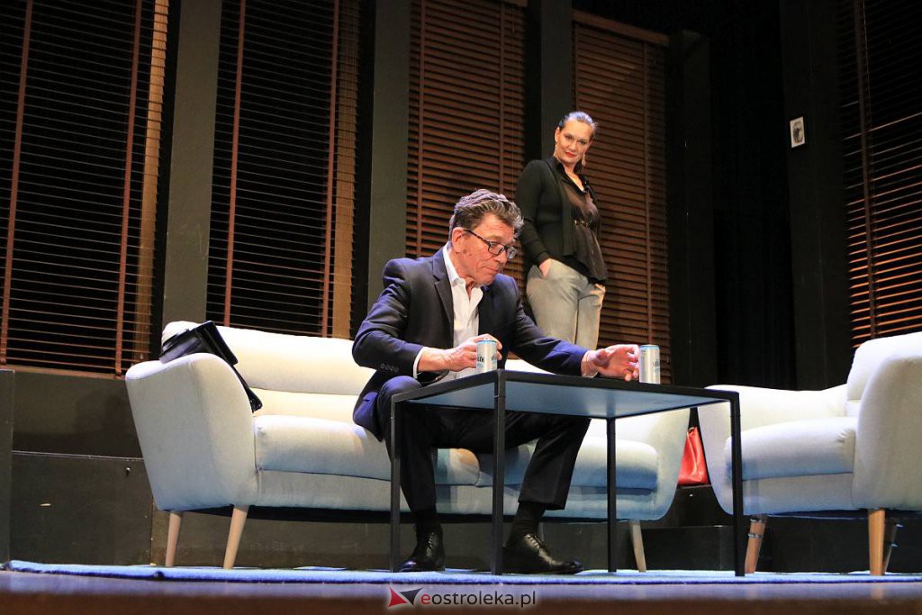 Ostrołęcka Wiosna Teatralna i spektakl „Niebezpieczna gra” [28.03.2022] - zdjęcie #17 - eOstroleka.pl