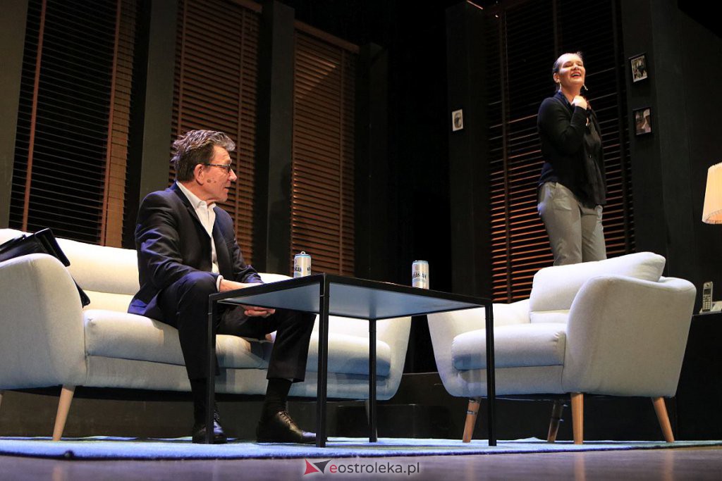 Ostrołęcka Wiosna Teatralna i spektakl „Niebezpieczna gra” [28.03.2022] - zdjęcie #10 - eOstroleka.pl